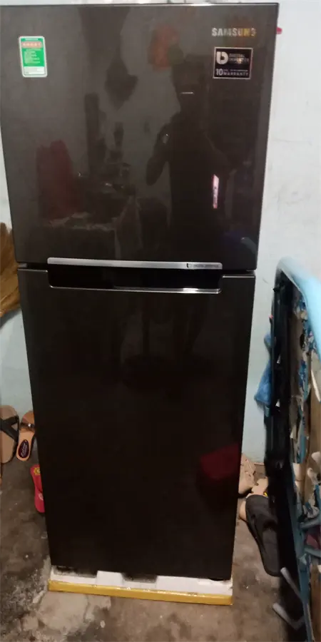 Khách hàng review Tủ lạnh Samsung Inverter 236 lít RT22M4032DX/SV 34