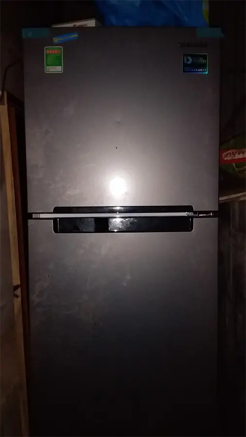 Khách hàng review Tủ lạnh Samsung Inverter 208 lít RT19M300BGS/SV 78