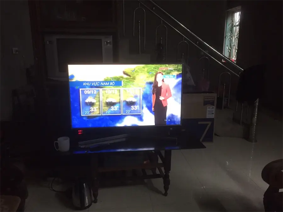 Khách hàng review Smart Tivi Samsung 4K 43 inch UA43NU7400 44