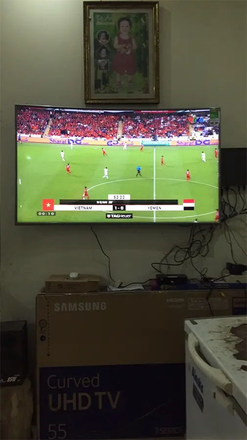 Khách hàng review Smart Tivi Cong Samsung 4K 55 inch UA55NU7500 16