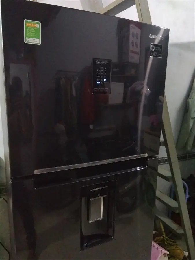 Khách hàng review Tủ lạnh Samsung Inverter 360 lít RT35K5982BS/SV 24