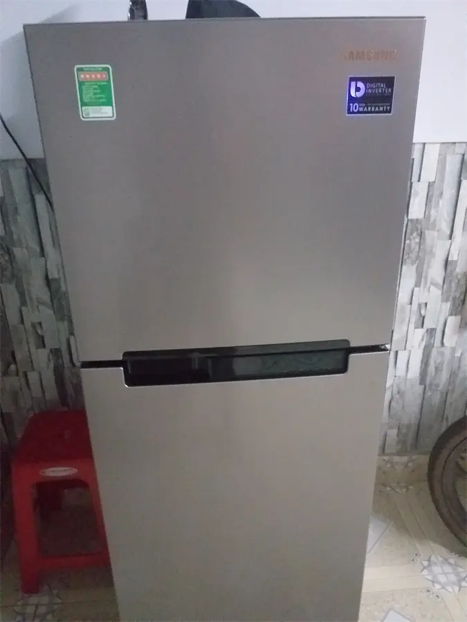 Khách hàng review Tủ lạnh Samsung Inverter 208 lít RT19M300BGS/SV 75