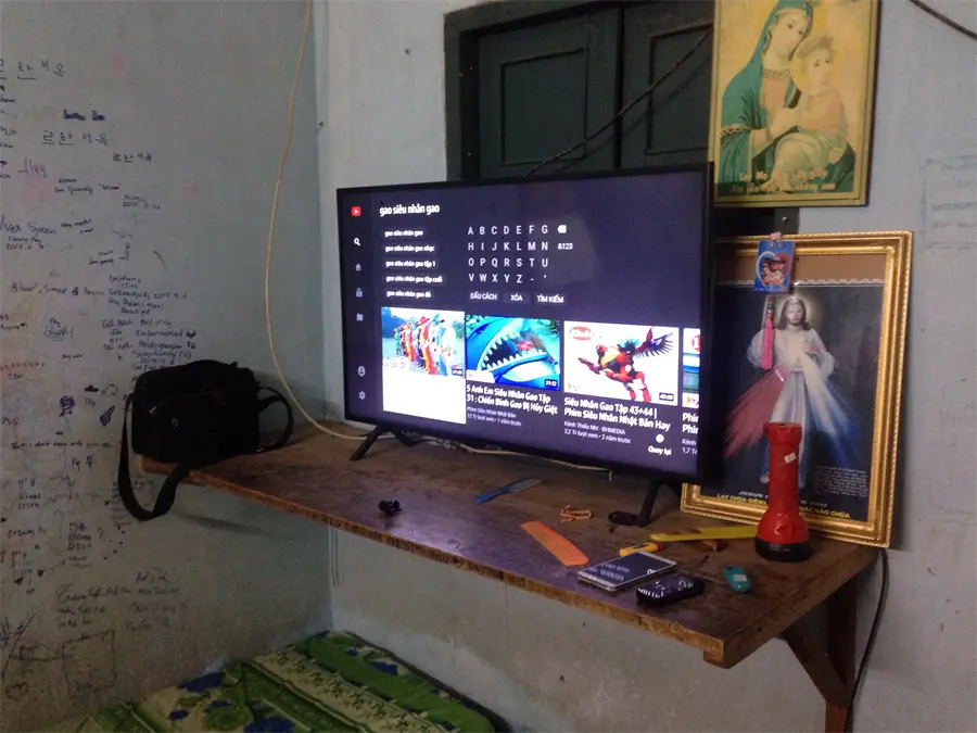 Khách hàng review Smart Tivi Samsung 4K 43 inch UA43NU7100 56