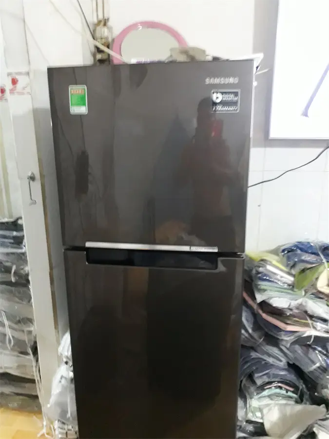 Khách hàng review Tủ lạnh Samsung Inverter 236 lít RT22M4032DX/SV 30