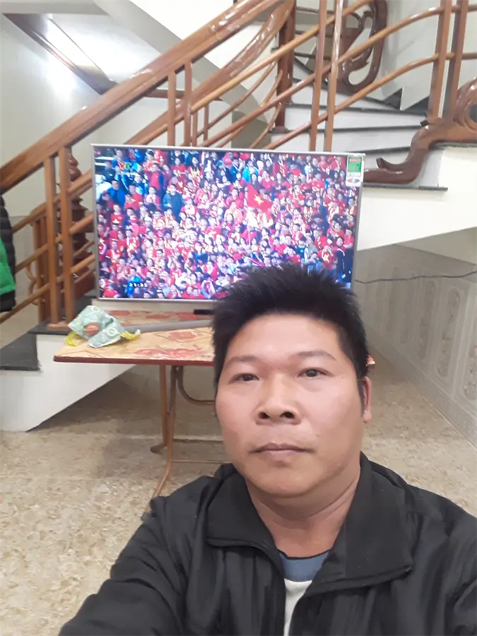 Khách hàng review Smart Tivi Samsung 4K 43 inch UA43NU7400 35