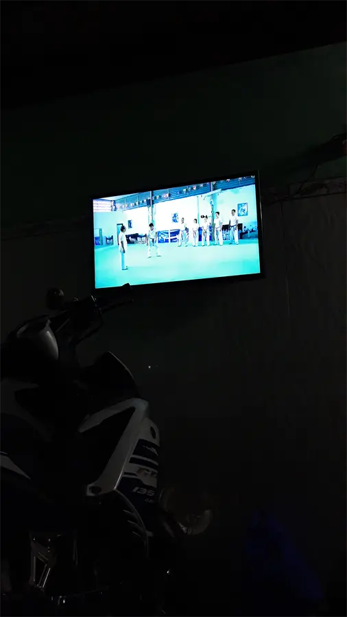 Khách hàng review Smart Tivi Samsung 32 inch UA32N4300 62