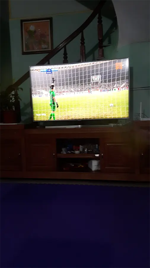 Khách hàng review Smart Tivi Cong Samsung 4K 55 inch UA55NU7500 14