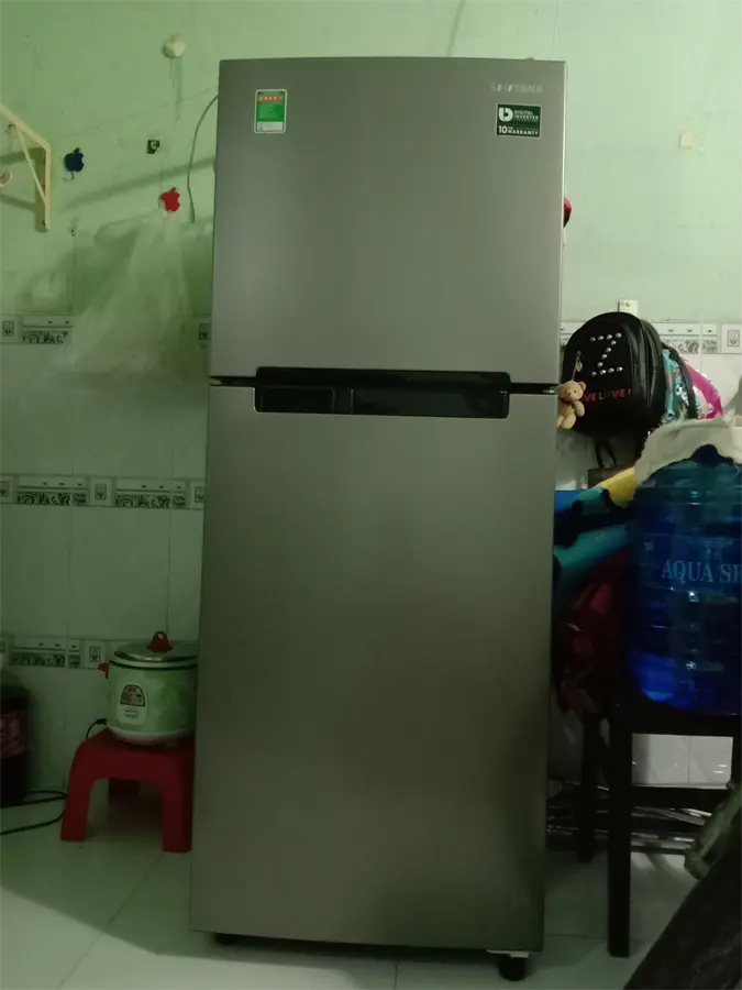 Khách hàng review Tủ lạnh Samsung Inverter 208 lít RT19M300BGS/SV 61