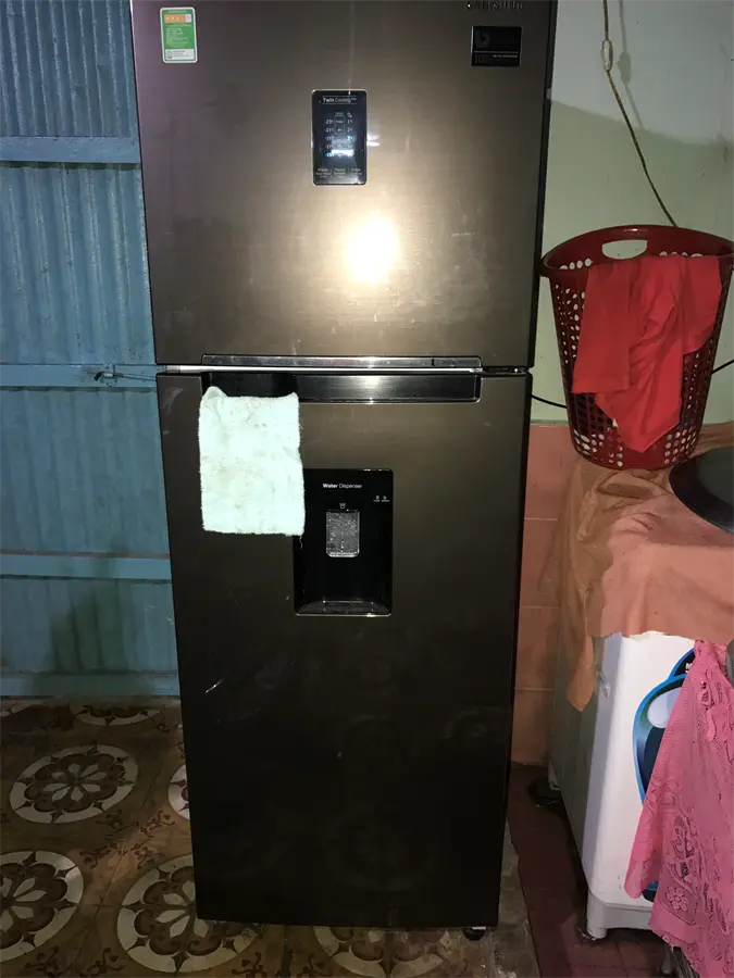 Khách hàng review Tủ lạnh Samsung Inverter 319 lít RT32K5930DX/SV 15