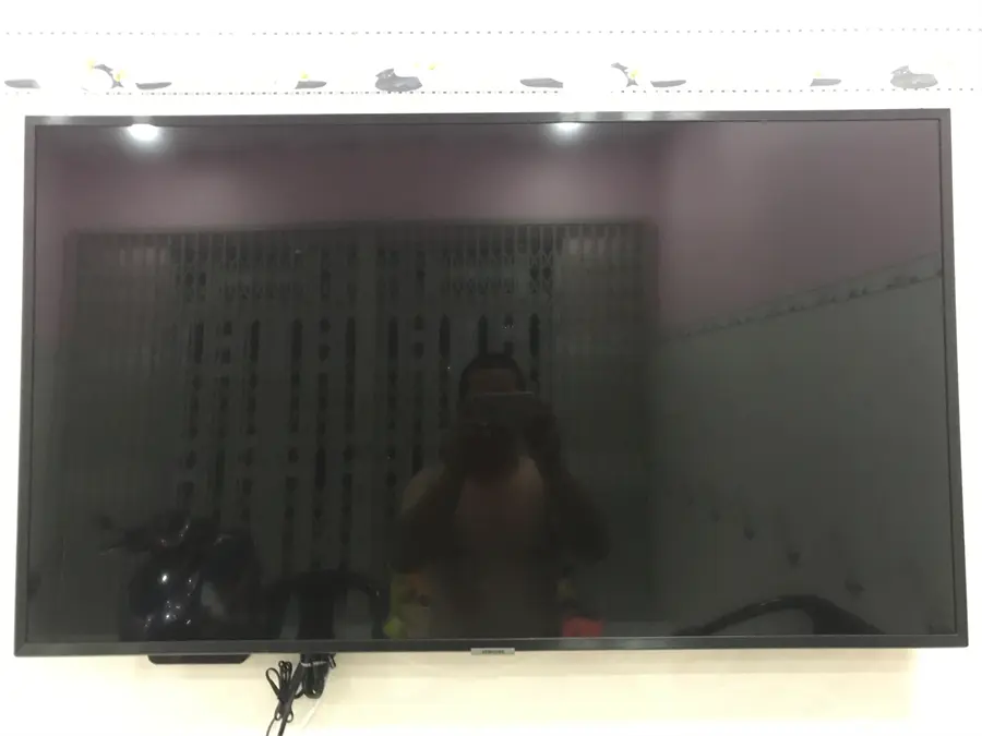 Khách hàng review Smart Tivi Samsung 4K 43 inch UA43NU7800 3