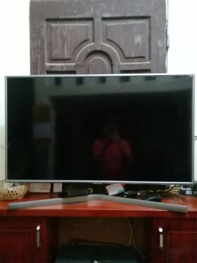 Khách hàng review Smart Tivi Samsung 4K 43 inch UA43NU7400 29