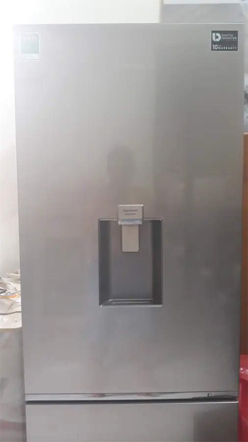 Khách hàng review Tủ lạnh Samsung Inverter 307 lít RB30N4170S8/SV 3