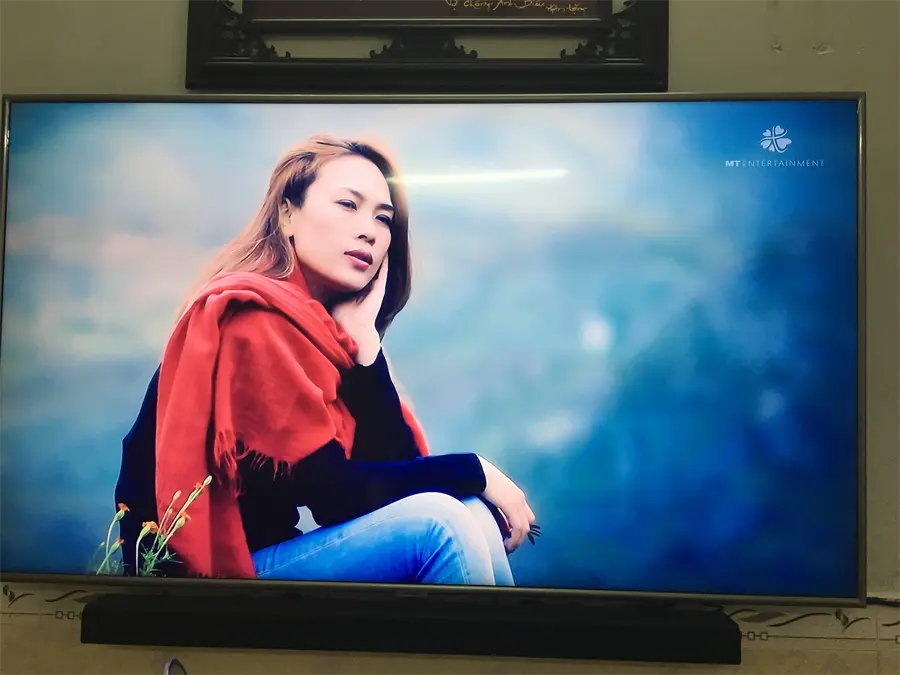 Khách hàng review Smart Tivi Samsung 4K 55 inch UA55NU7400 3