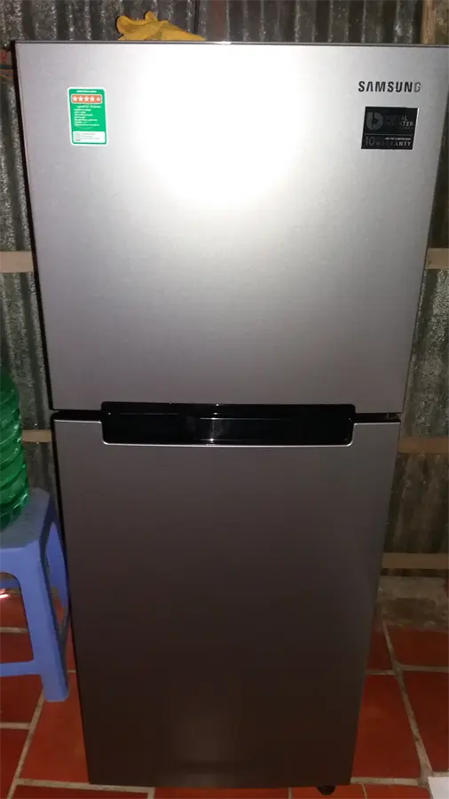 Khách hàng review Tủ lạnh Samsung Inverter 208 lít RT19M300BGS/SV 54