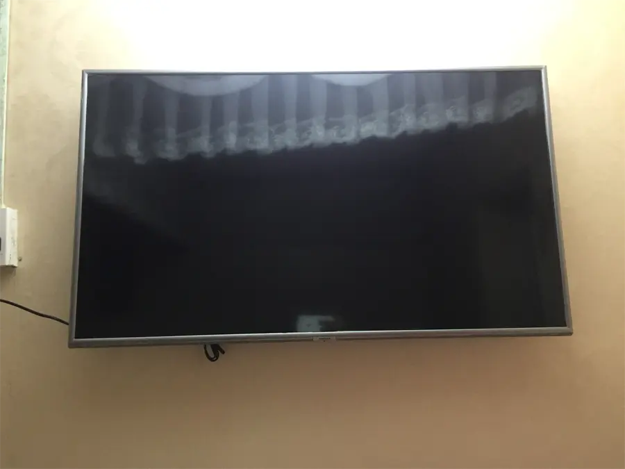 Khách hàng review Smart Tivi Samsung 4K 43 inch UA43NU7400 27