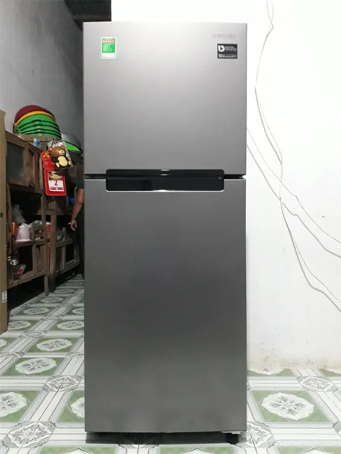 Khách hàng review Tủ lạnh Samsung Inverter 208 lít RT19M300BGS/SV 53