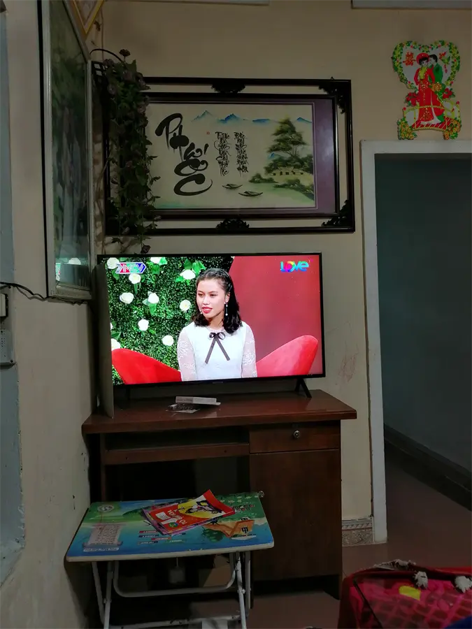 Khách hàng review Smart Tivi Samsung 4K 43 inch UA43NU7100 30