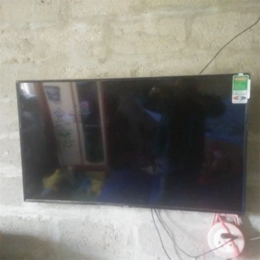 Khách hàng review Smart Tivi Samsung 4K 43 inch UA43NU7400 26