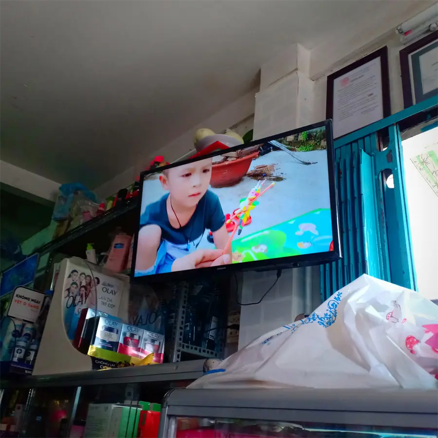 Khách hàng review Smart Tivi Samsung 32 inch UA32N4300 55