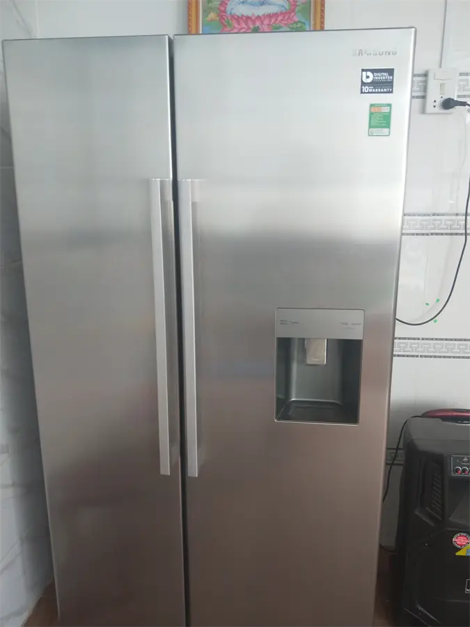 Khách hàng review Tủ lạnh Samsung Inverter 538 lít RS52N3303SL/SV 3