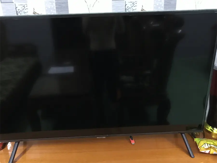 Khách hàng review Smart Tivi Samsung 4K 49 inch UA49NU7100 4