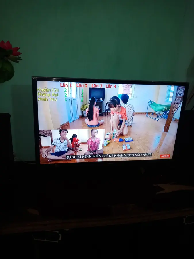 Khách hàng review Smart Tivi Samsung 32 inch UA32N4300 52