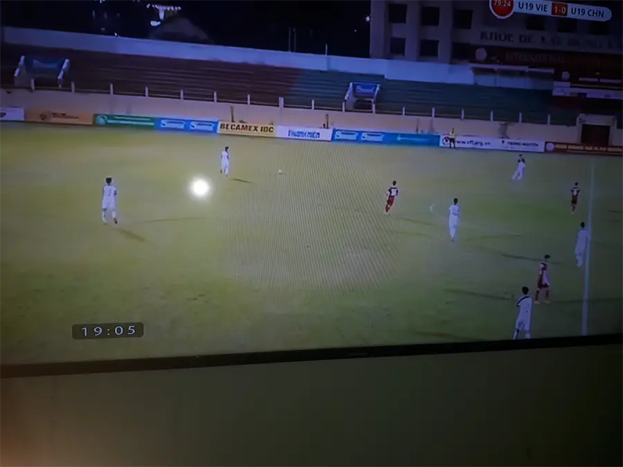Khách hàng review Smart Tivi Samsung 49 inch UA49J5250 1