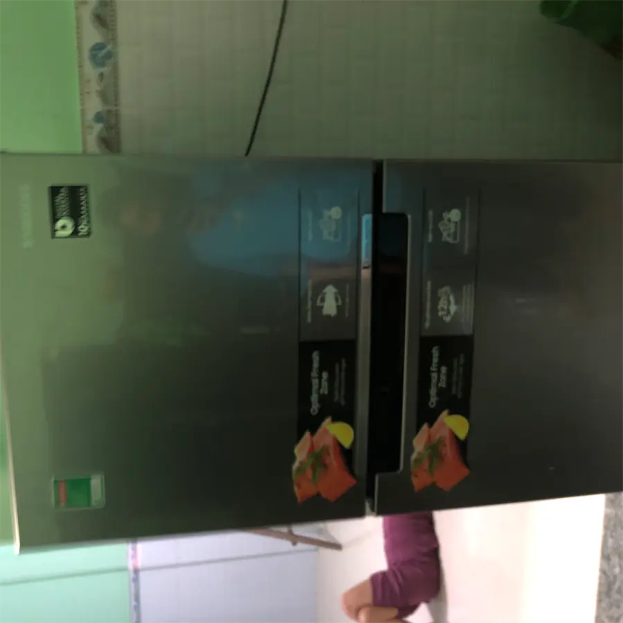 Khách hàng review Tủ lạnh Samsung Inverter 256 lít RT25M4033S8/SV 7