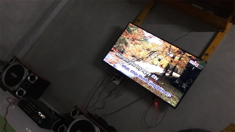 Khách hàng review Smart Tivi Samsung 49 inch UA49N5500 2