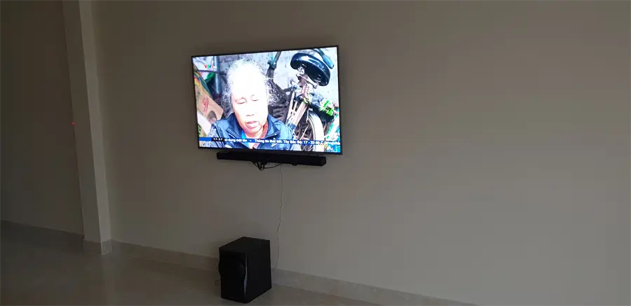 Khách hàng review Smart Tivi Samsung 4K 55 inch UA55MU6400 4
