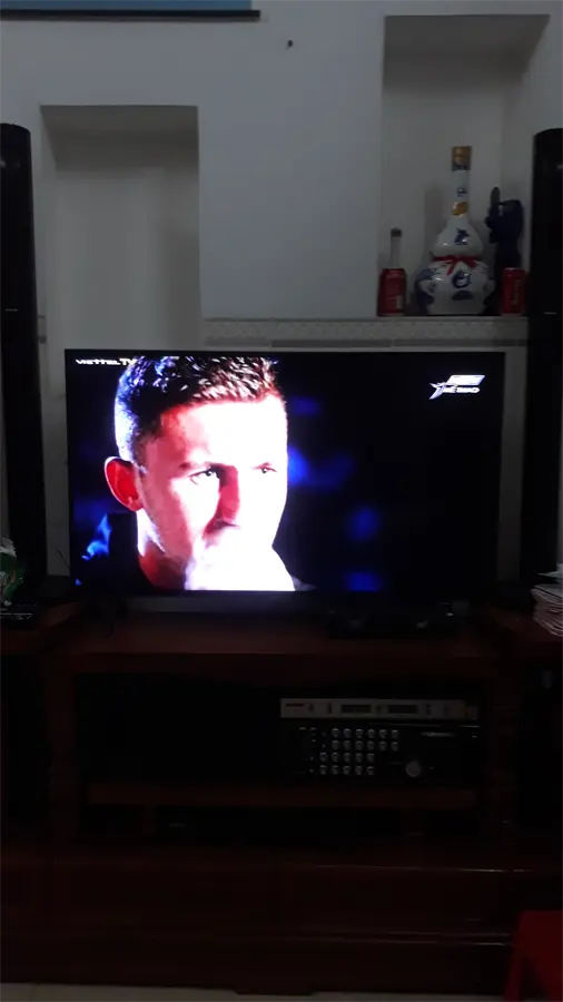 Khách hàng review Smart Tivi Samsung 4K 43 inch UA43NU7100 19