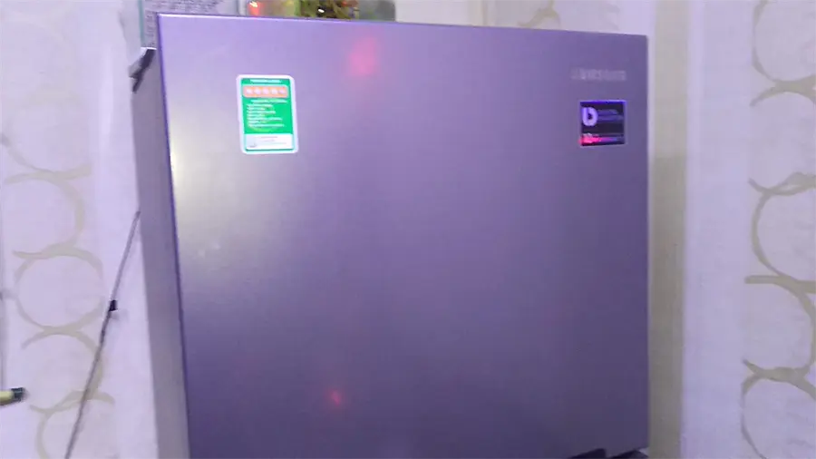 Khách hàng review Tủ lạnh Samsung Inverter 208 lít RT19M300BGS/SV 47