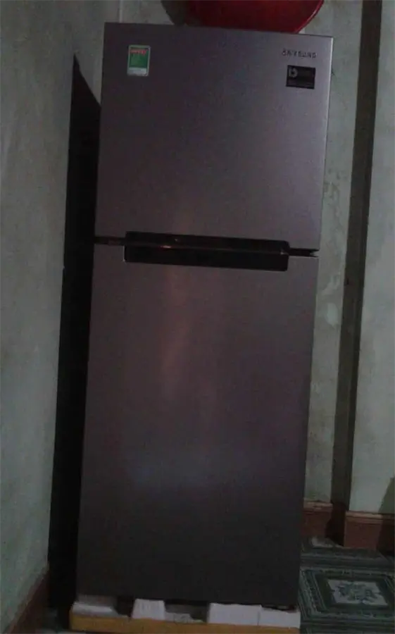 Khách hàng review Tủ lạnh Samsung Inverter 208 lít RT19M300BGS/SV 43