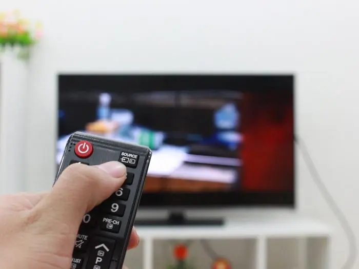 Khách hàng review Smart Tivi Samsung 4K 43 inch UA43NU7100 14