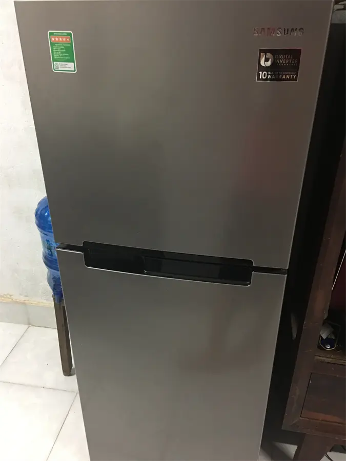 Khách hàng review Tủ lạnh Samsung Inverter 208 lít RT19M300BGS/SV 41