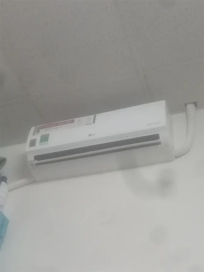 Khách hàng review Máy lạnh LG Inverter 1 HP V10APH 1