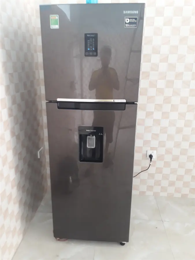 Khách hàng review Tủ lạnh Samsung Inverter 319 lít RT32K5930DX/SV 10