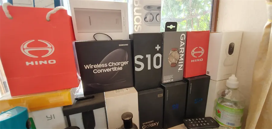 Khách hàng review Điện thoại Samsung Galaxy S10  5