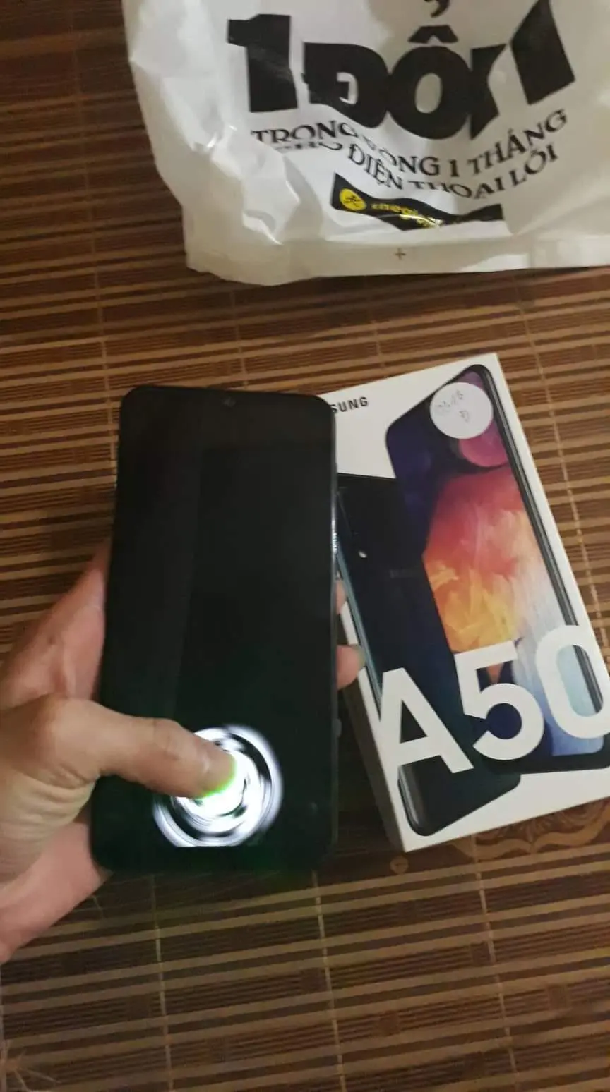 Khách hàng review Điện thoại Samsung Galaxy A50 64GB 22