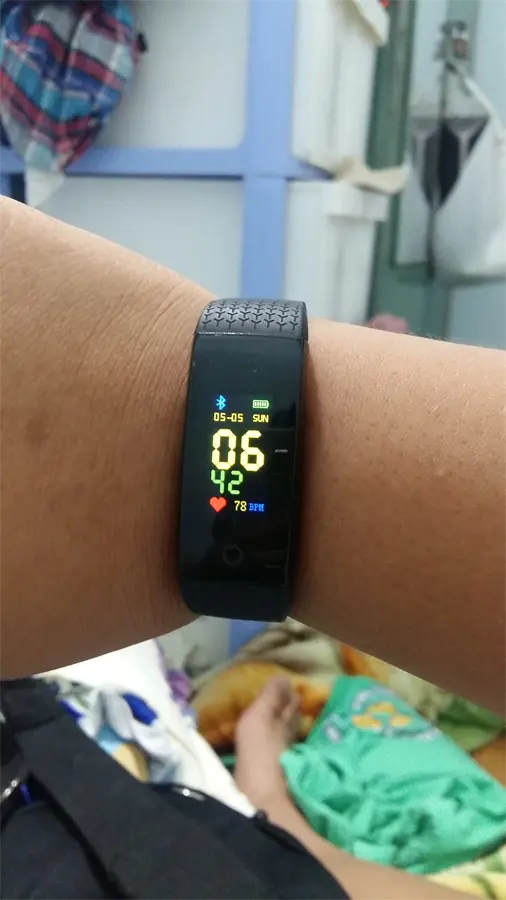 Khách hàng review Vòng tay thông minh Sinophy Sport B12 3