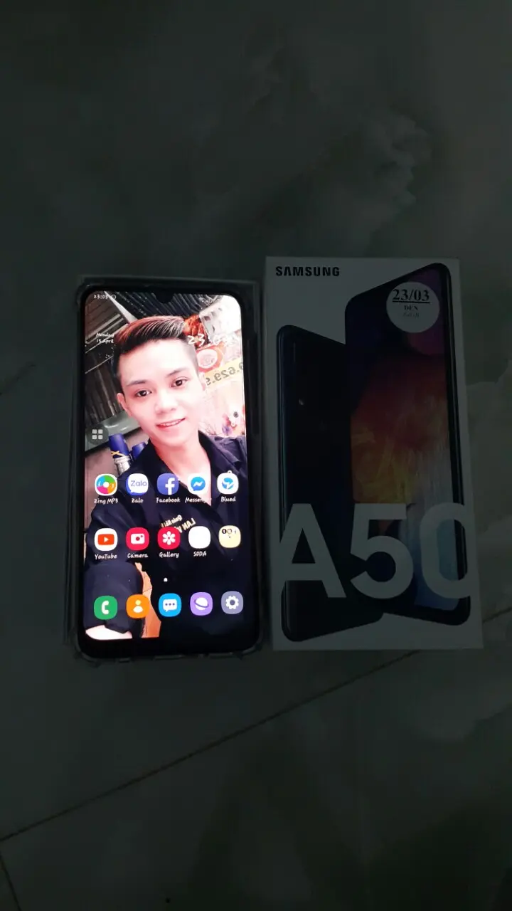 Khách hàng review Điện thoại Samsung Galaxy A50 64GB 19