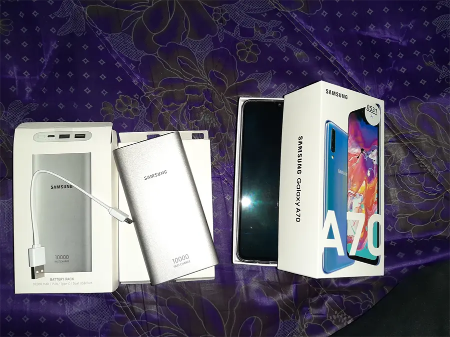 Khách hàng review Điện thoại Samsung Galaxy A70 6