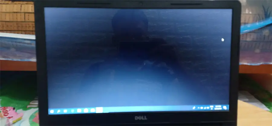 Khách hàng review Laptop Dell Inspiron 3576 i5 8250U/4GB/1TB/Win10/(P63F002N76F) 2