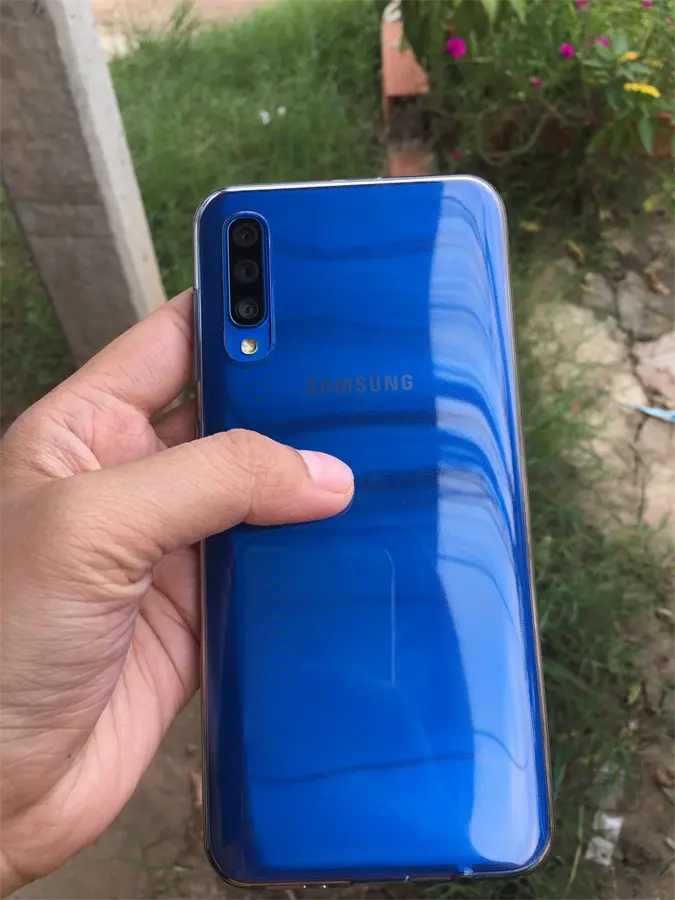 Khách hàng review Điện thoại Samsung Galaxy A50 64GB 14