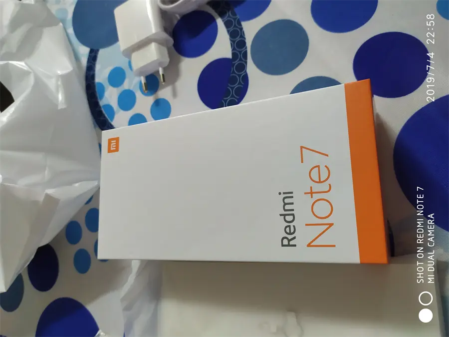 Khách hàng review Điện thoại Xiaomi Redmi Note 7 (4GB/64GB) 24