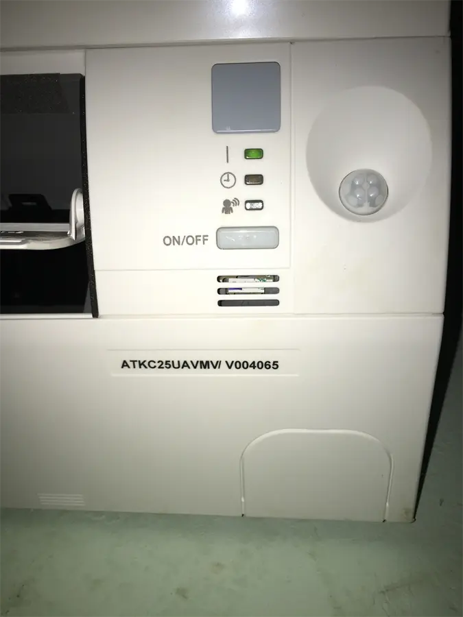 Khách hàng review Máy lạnh Daikin Inverter 1 HP ATKC25UAVMV 24