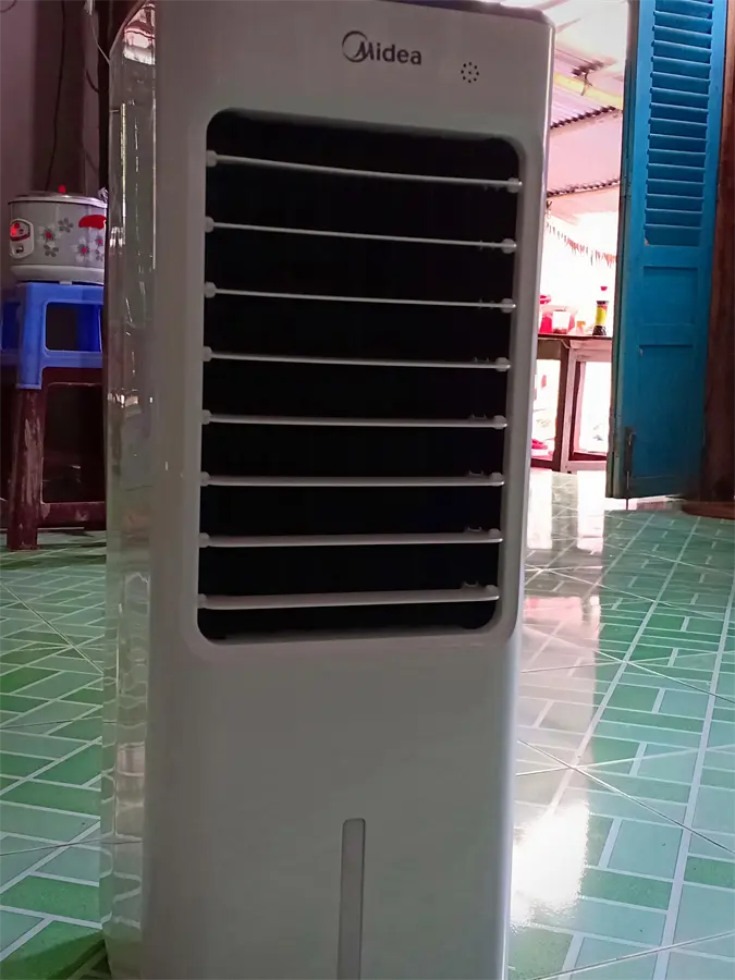 Khách hàng review Quạt điều hòa Midea AC100-18B 60W 1