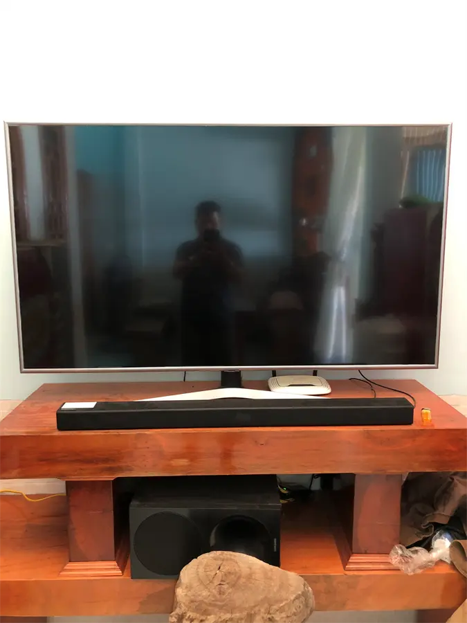 Khách hàng review Smart Tivi Samsung 4K 55 inch UA55RU7400 3