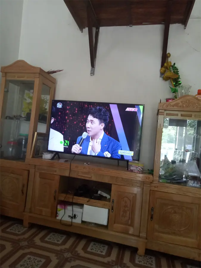 Khách hàng review Smart Tivi Samsung 4K 43 inch UA43RU7200 14