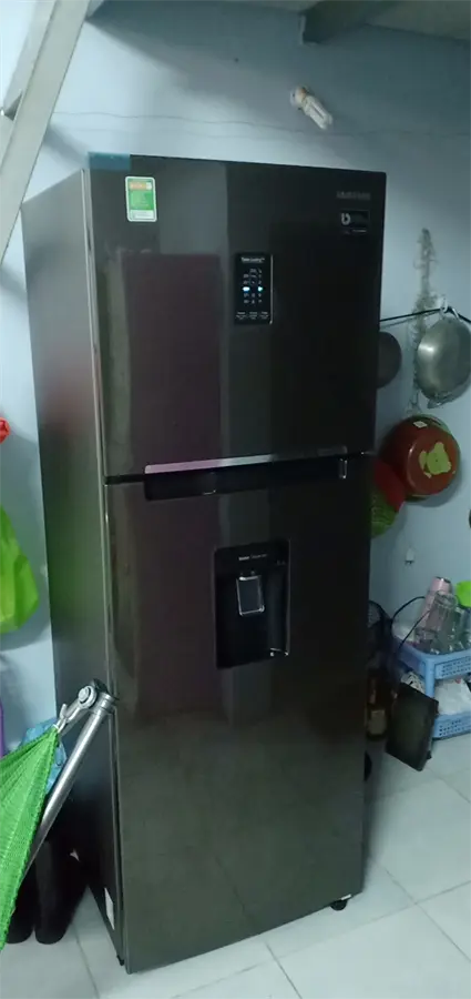 Khách hàng review Tủ lạnh Samsung Inverter 319 lít RT32K5930DX/SV 8